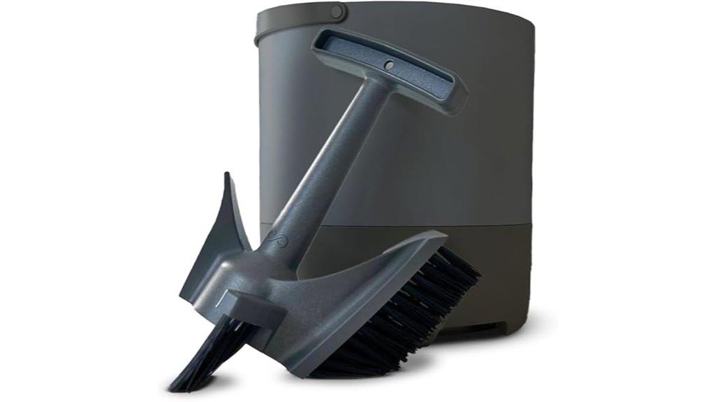 kitchen compost bin cleaning