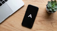 Anthropic warns investors against secondary platforms offering access to its shares